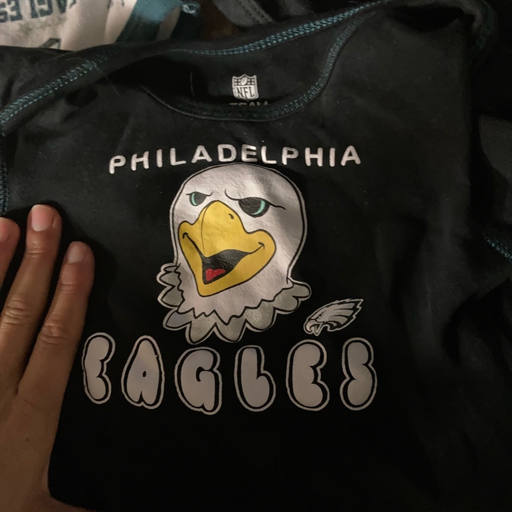 3 Philadelphia Eagles onesies bundle